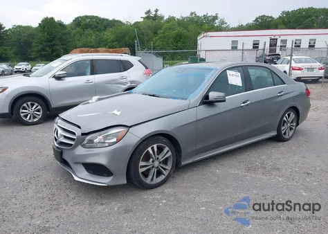 2015 Mercedes-Benz E 350 4Matic z USA, uszkodzony, nr VIN WDDHF8JB6FB120212
